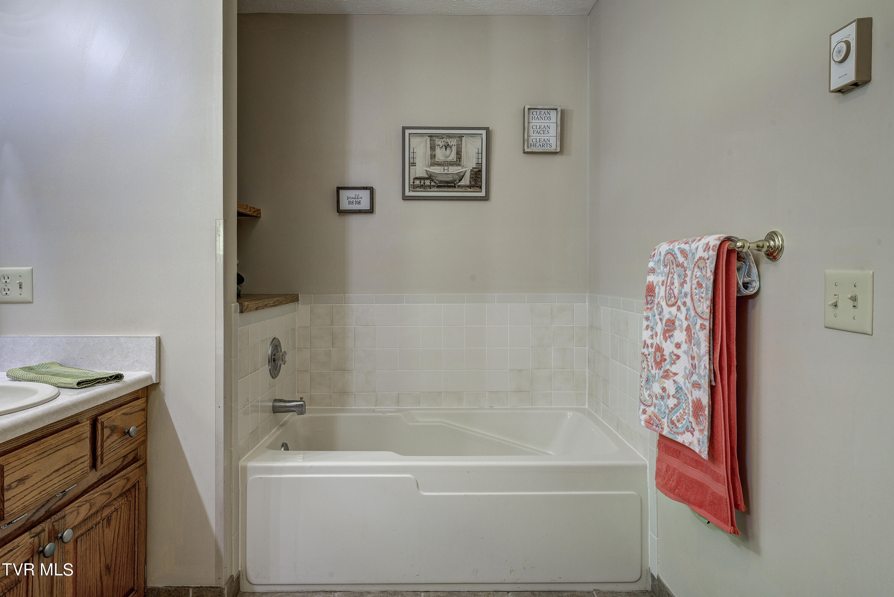 122 Chase Drive, Roan Mountain, Tennessee image 37