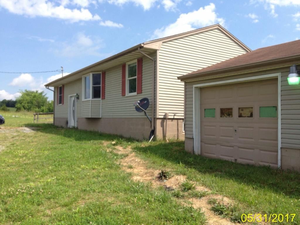Photo 1 of 9 — 220 Redwood Lane, Mosheim, TN 37818