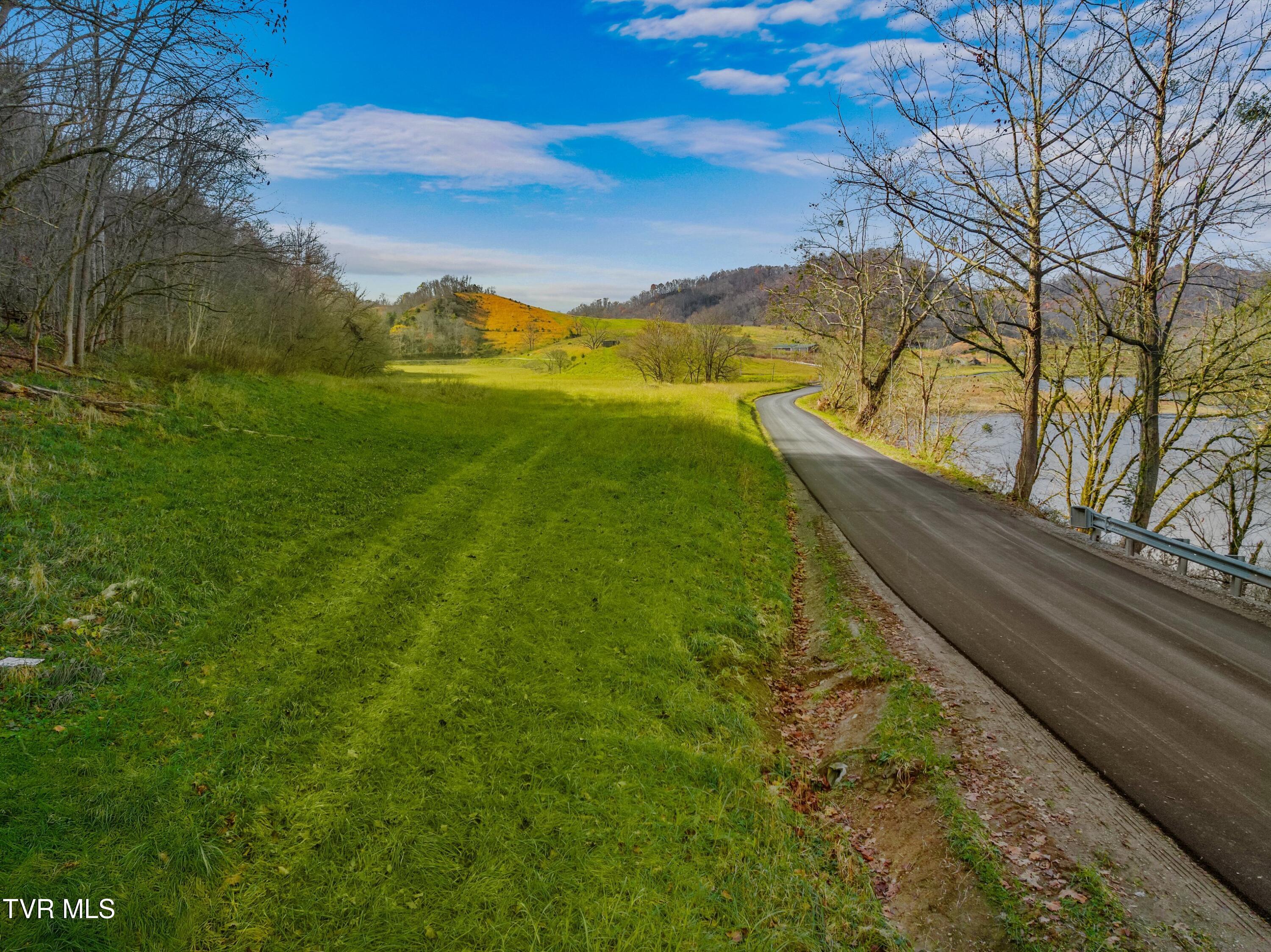 Horton Ford Road, Eidson, Tennessee image 4
