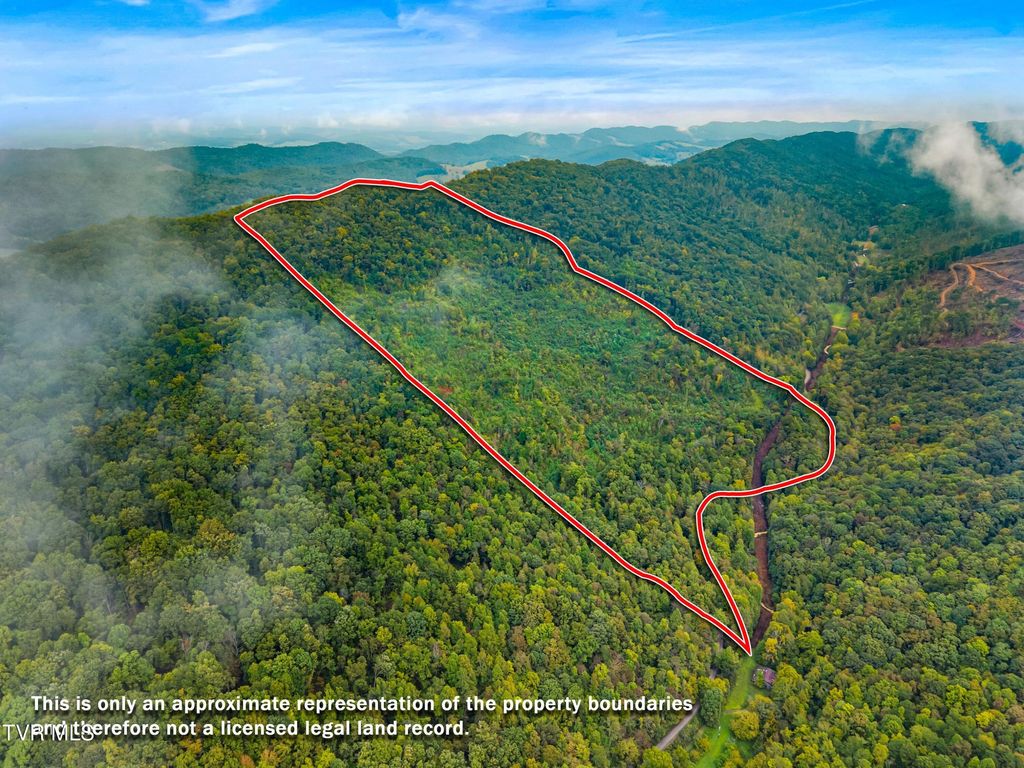 Photo of 1775 Snake Hollow Road Road, Sneedville, TN 37869 (MLS # 9986287)