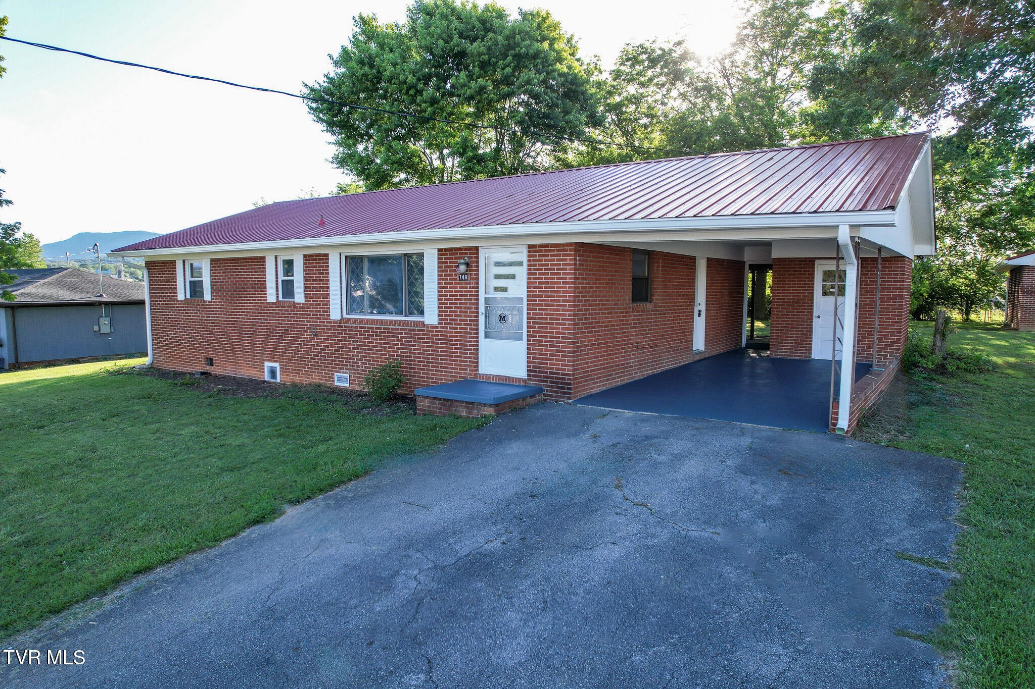 749 Hiwassee Street, Newport, Tennessee image 20
