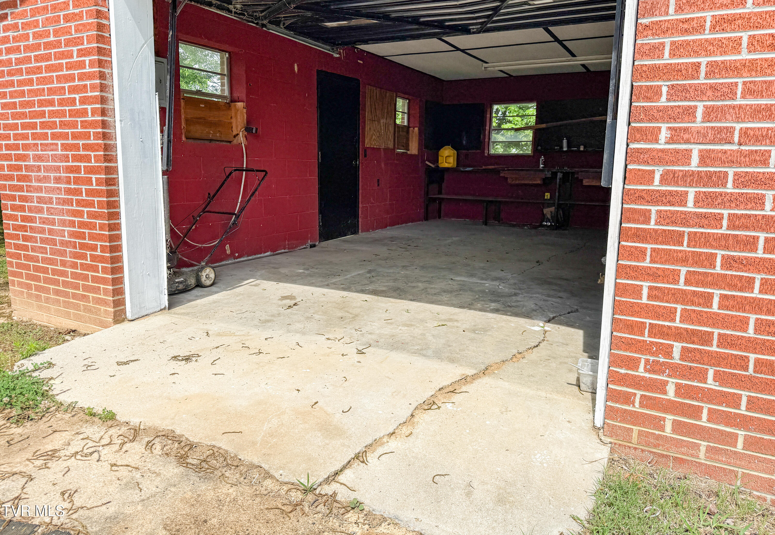 749 Hiwassee Street, Newport, Tennessee image 15