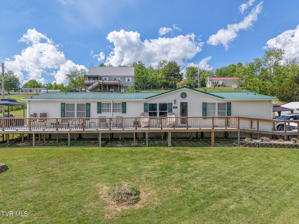 Photo of 31 Dearstone Drive, Greeneville, TN 37743 (MLS # 9994373)