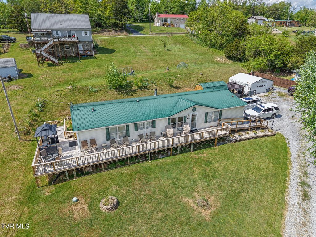 Photo of 31 Dearstone Drive, Greeneville, TN 37743 (MLS # 9994373)