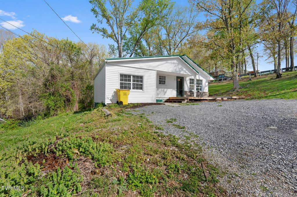 Photo of 300 Gale Avenue, Kingsport, TN 37660 (MLS # 9999627)