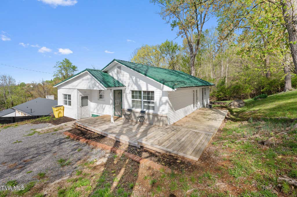 Photo of 300 Gale Avenue, Kingsport, TN 37660 (MLS # 9999627)