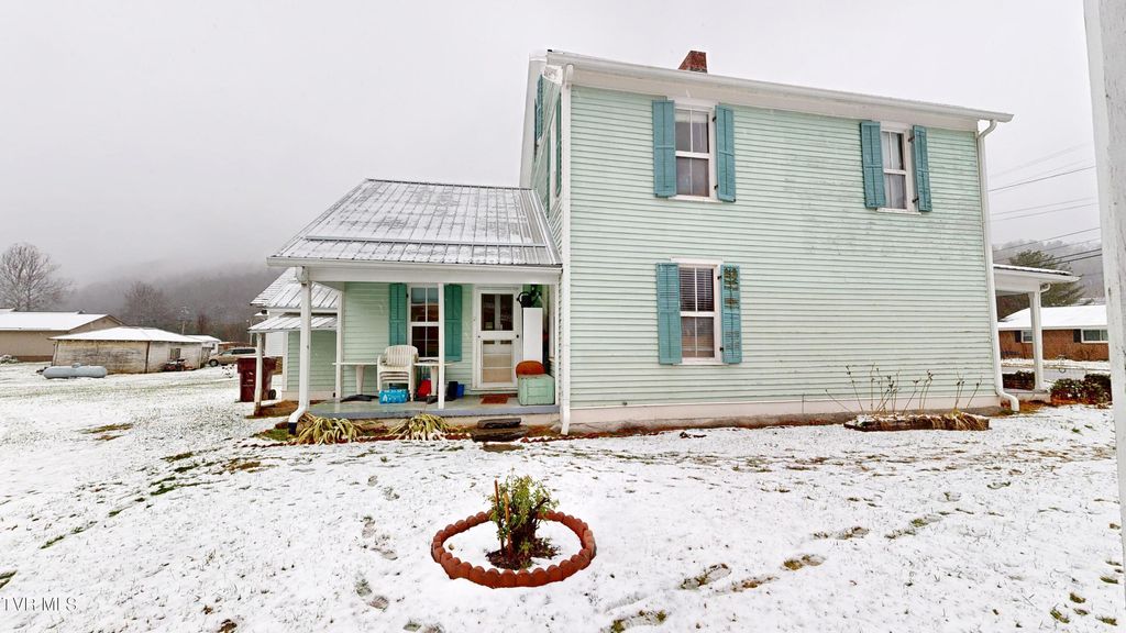 Photo of 212 Main Street, Roan Mountain, TN 37687 (MLS # 9989088)