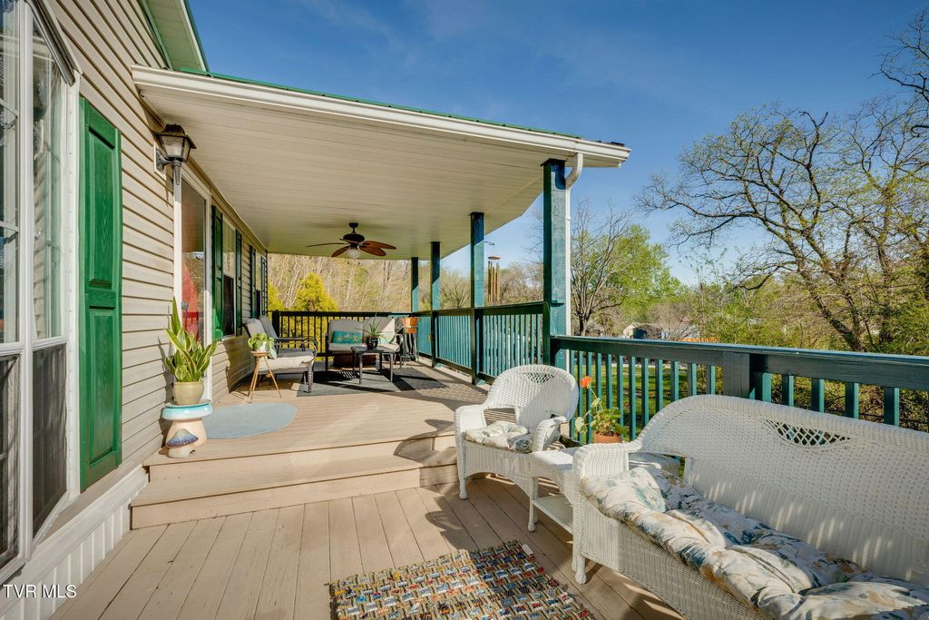 Photo of 248 Jenkins Hollow Road, Elizabethton, TN 37643 (MLS # 9993745)