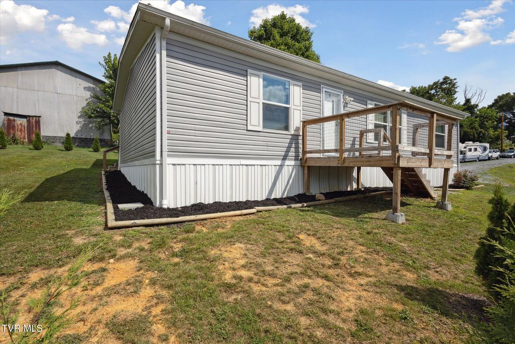 Photo of 118 Copas Road, Kingsport, TN 37663 (MLS # 9982980)