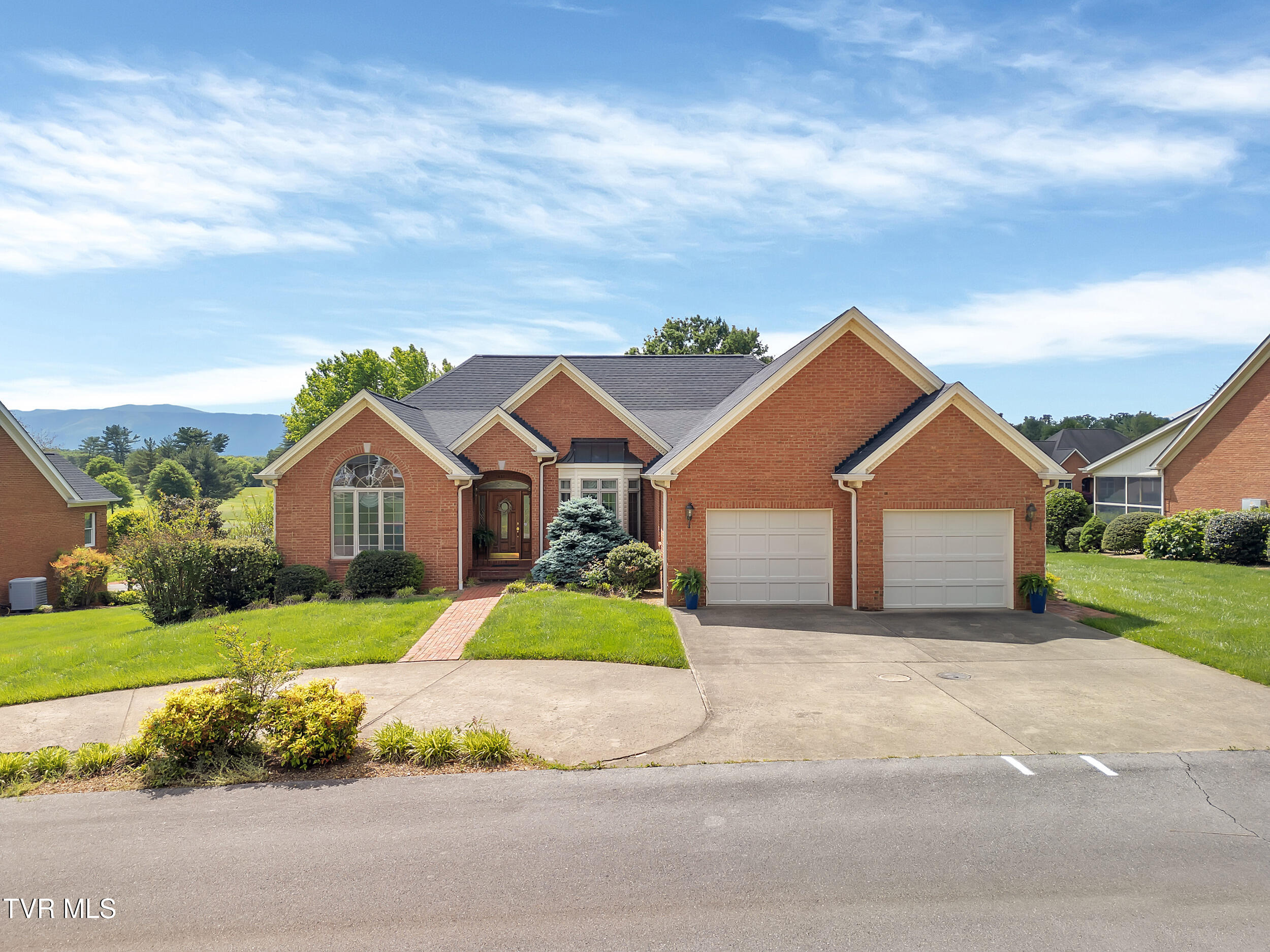 199 Southwind Circle, Greeneville, Tennessee image 2