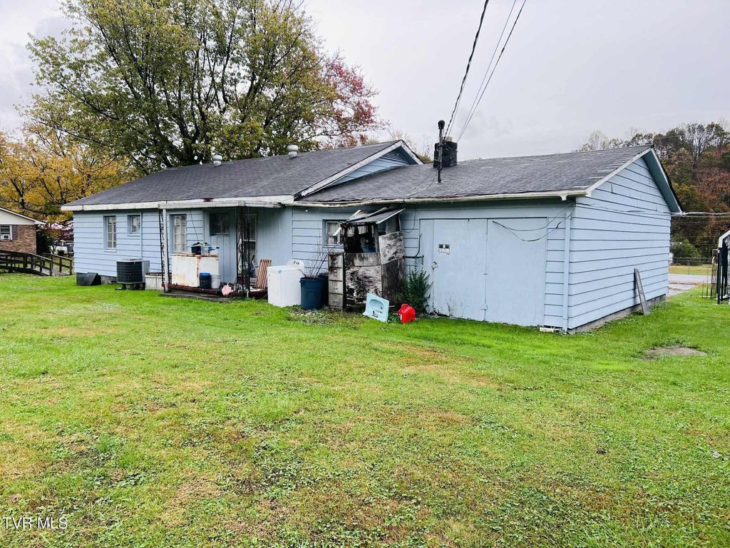 Photo of 2809 2nd Avenue, Big Stone Gap, VA 24219 (MLS # 9987686)