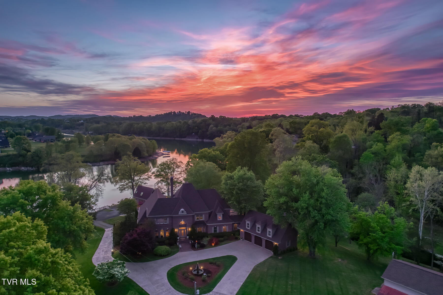 255 Willmary Road