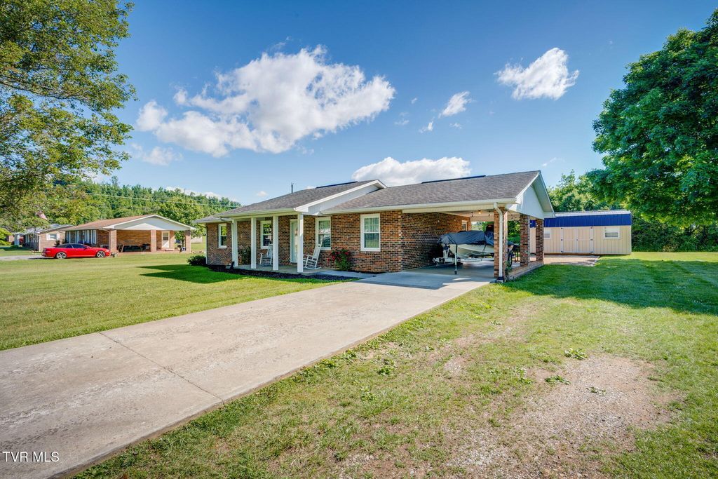 Photo of 224 Arrington Road, Rogersville, TN 37857 (MLS # 9995431)