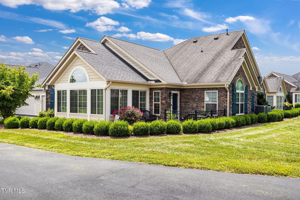 Photo of 1294 Hatterdale Farm Road, Blountville, TN 37617 (MLS # 9990811)