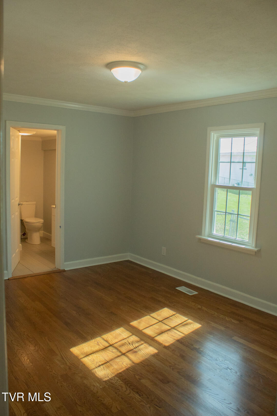 2400 Bradley Street, Bristol, Virginia image 20