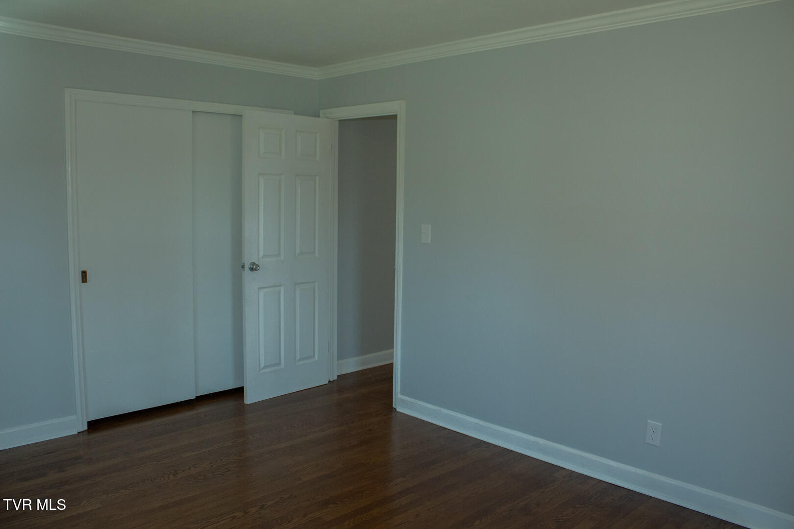 2400 Bradley Street, Bristol, Virginia image 12
