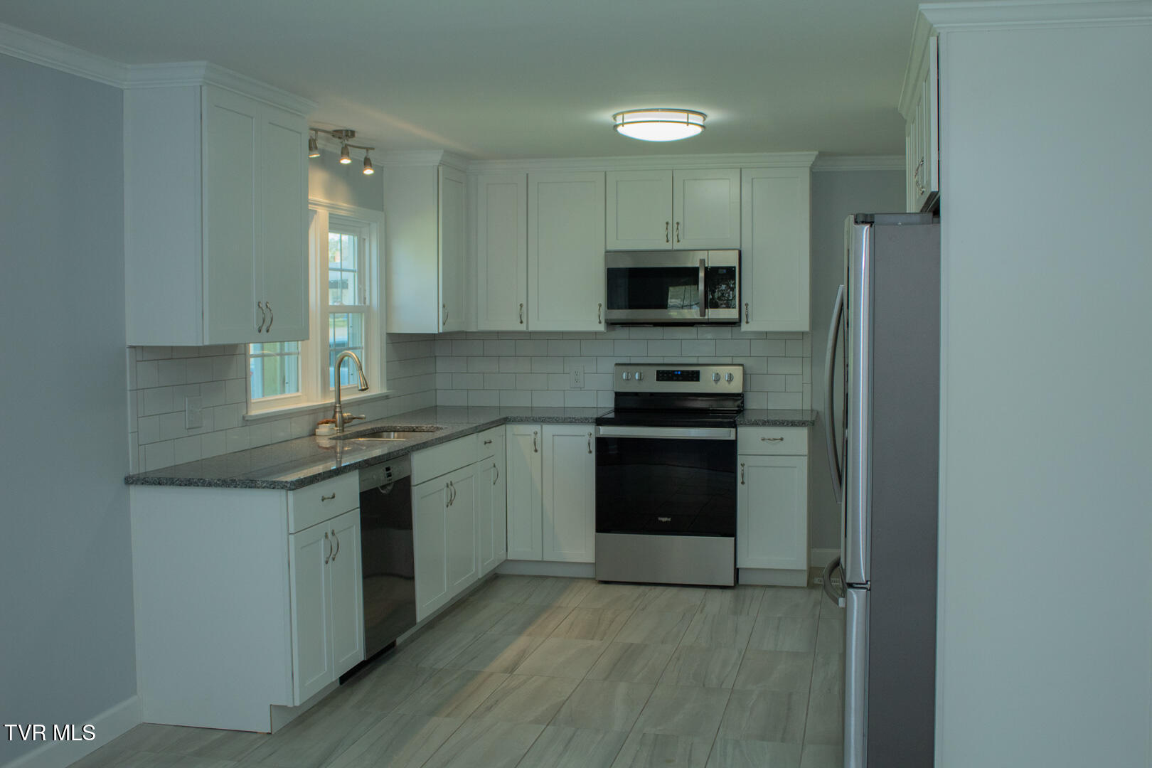 2400 Bradley Street, Bristol, Virginia image 8