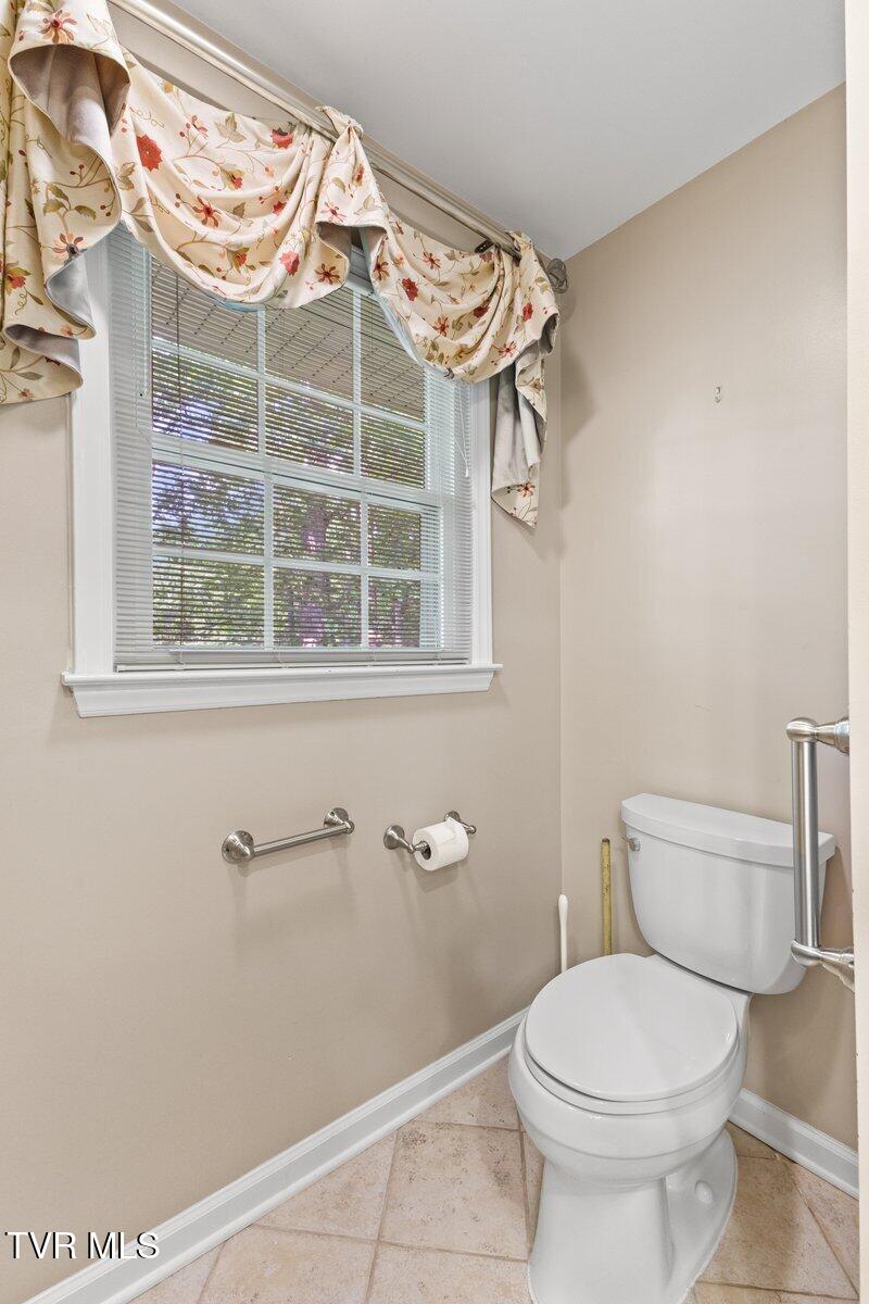 2 Mistletoe Court, Johnson City, Tennessee image 23