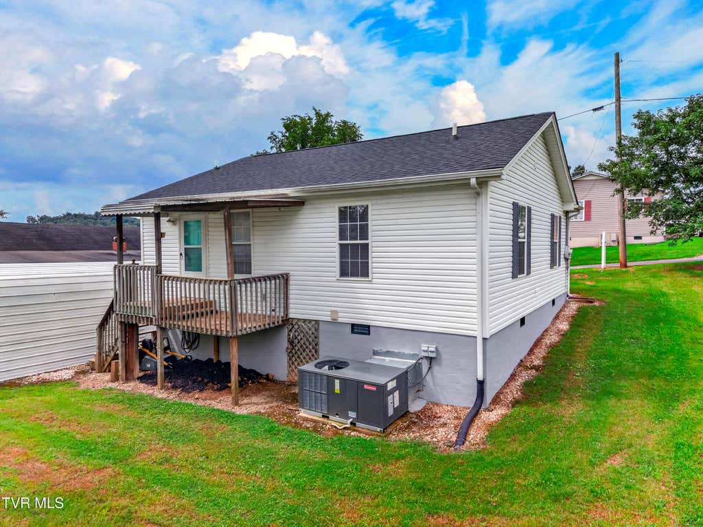 Photo of 108 Jackson Street, Rogersville, TN 37857 (MLS # 9999967)