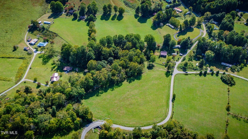 Photo of Tbd Taylor Hollow Road, Elizabethton, TN 37643 (MLS # 10001605)