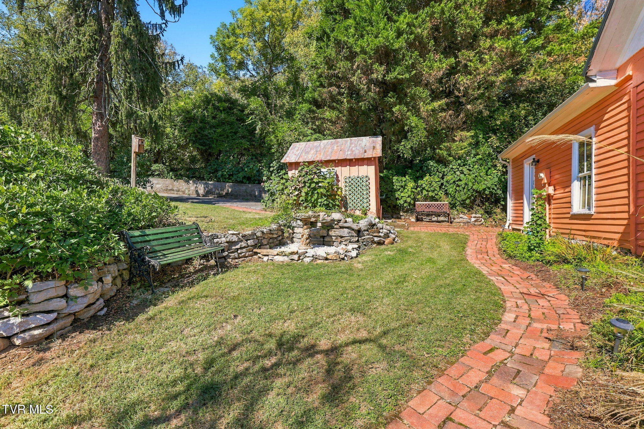 2305 Netherland Inn Road