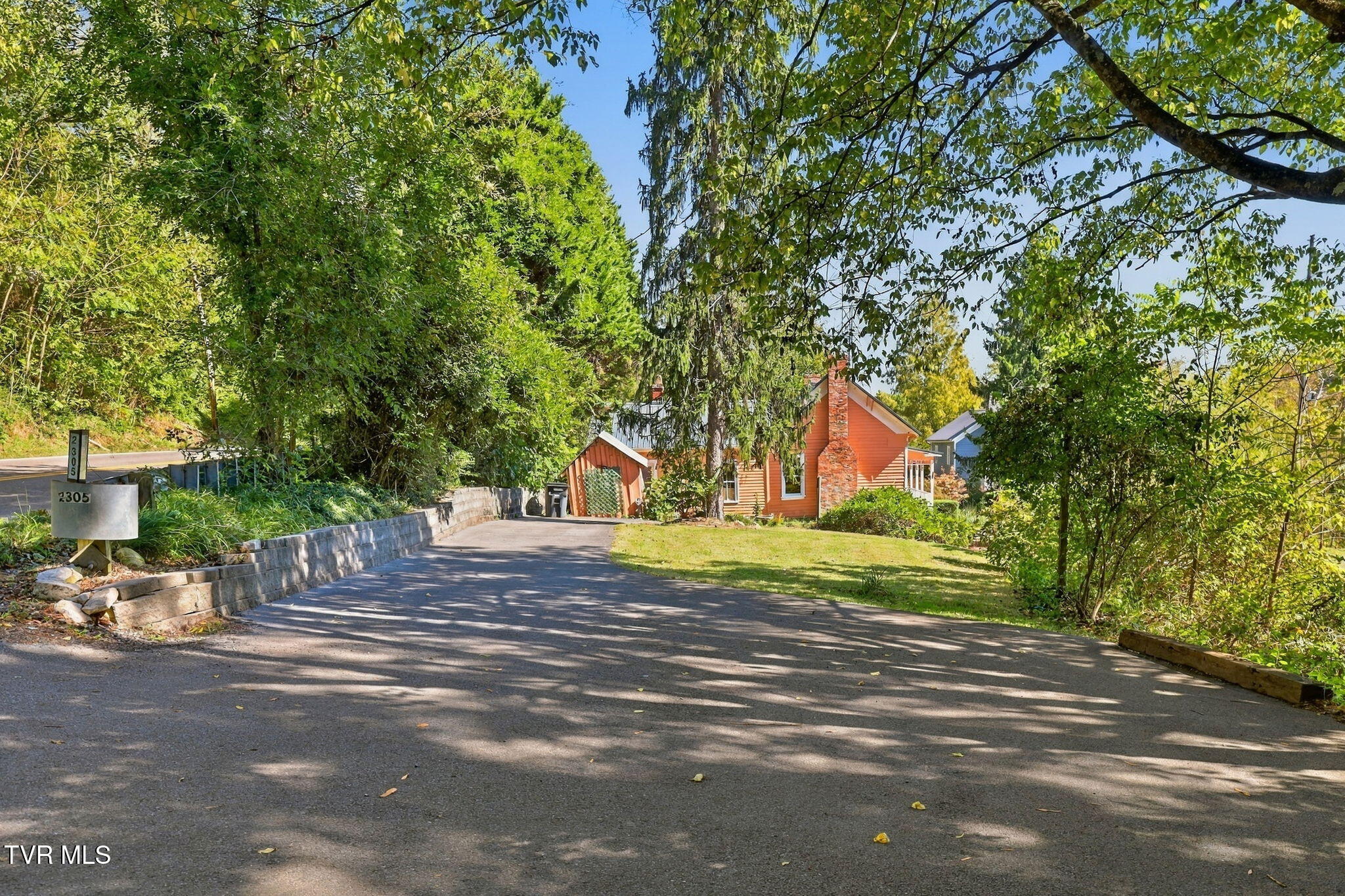 2305 Netherland Inn Road