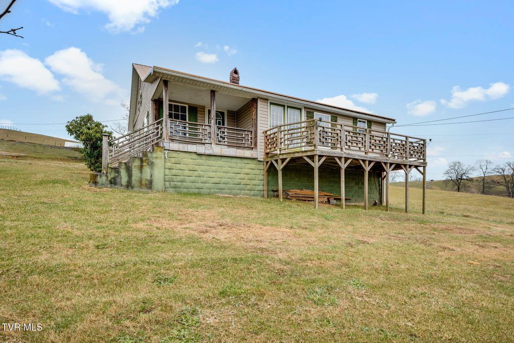 Photo of 22587 Us Hwy 58, Castlewood, VA 24224 (MLS # 9989029)