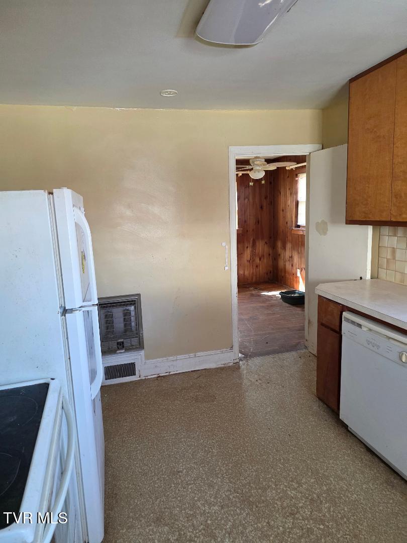 1358 Farragut Avenue