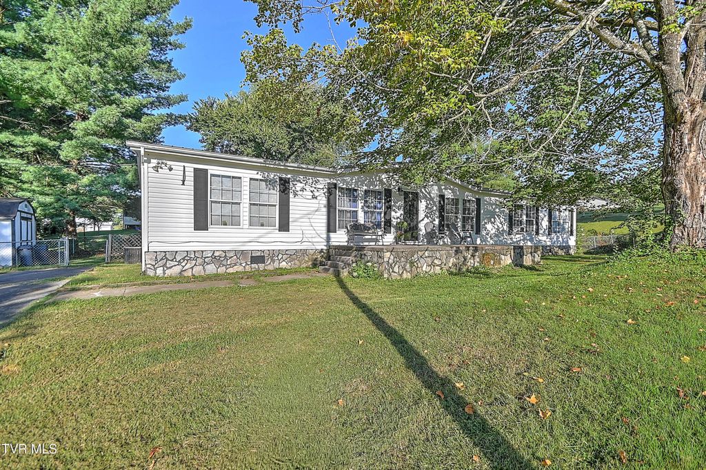 Photo of 919 Old Stage Road, Church Hill, TN 37642 (MLS # 9985170)