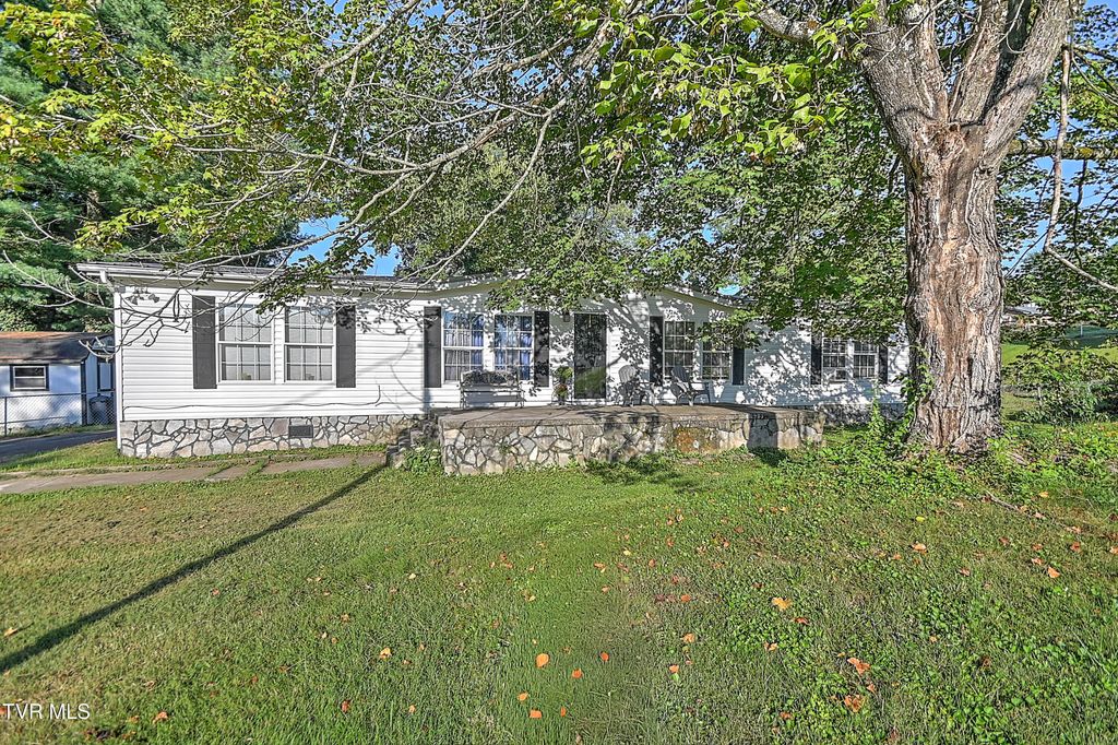 Photo of 919 Old Stage Road, Church Hill, TN 37642 (MLS # 9985170)