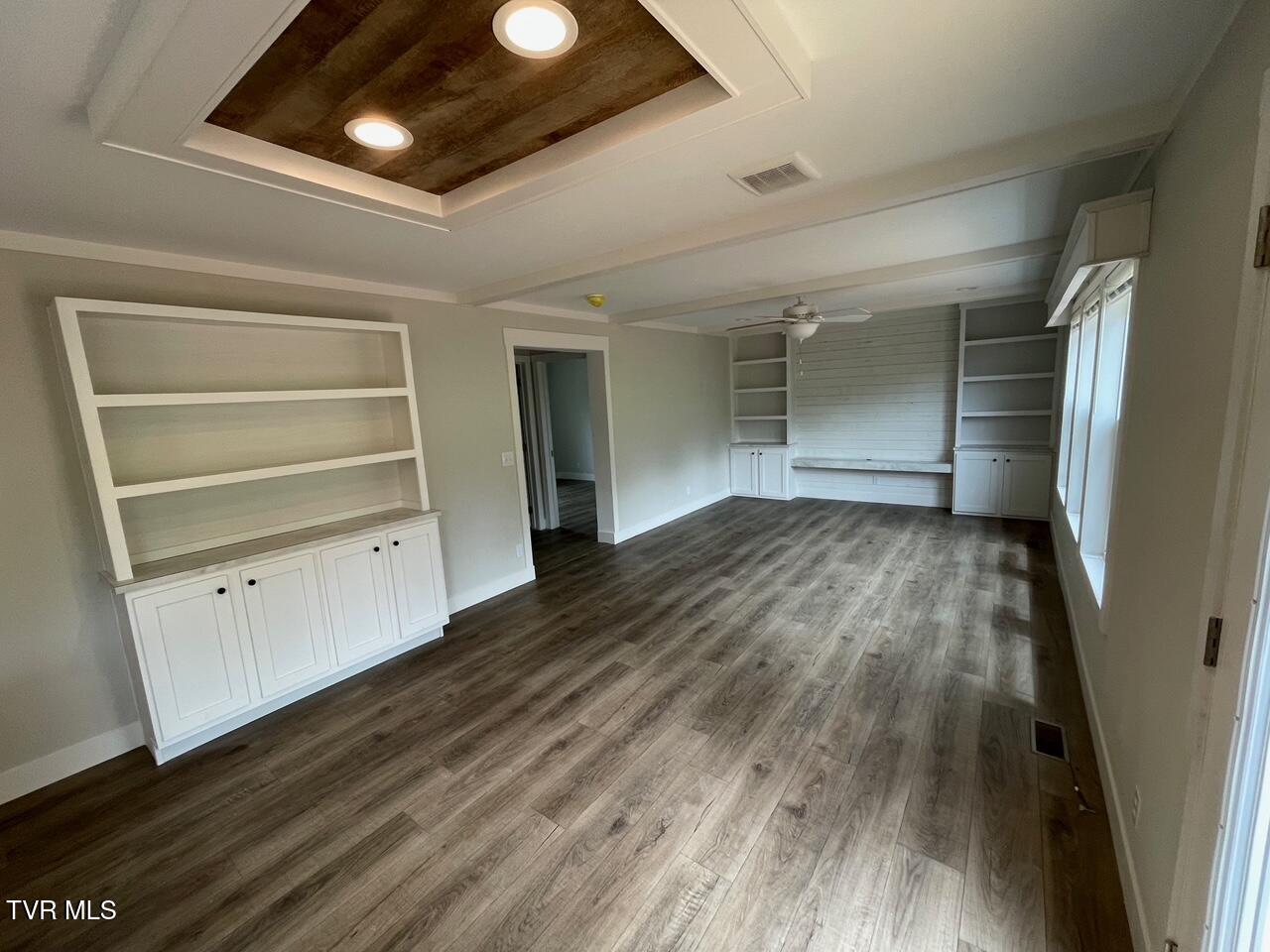 1819 Siesta Drive, Newport, Tennessee image 2