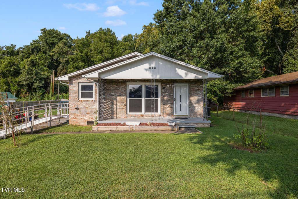 Photo of 383 Dunbar Street, Kingsport, TN 37660 (MLS # 9999466)