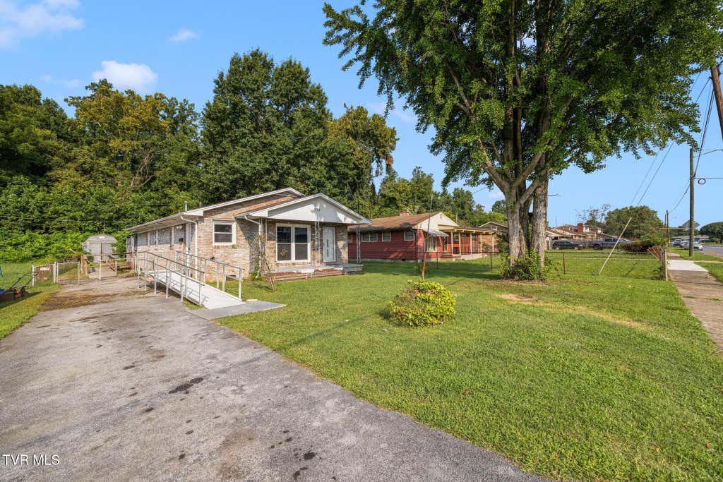 Photo of 383 Dunbar Street, Kingsport, TN 37660 (MLS # 9999466)
