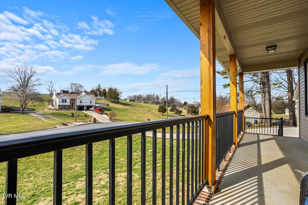 Photo of 200 Bell Flower Court, Kingsport, TN 37663 (MLS # 9992483)