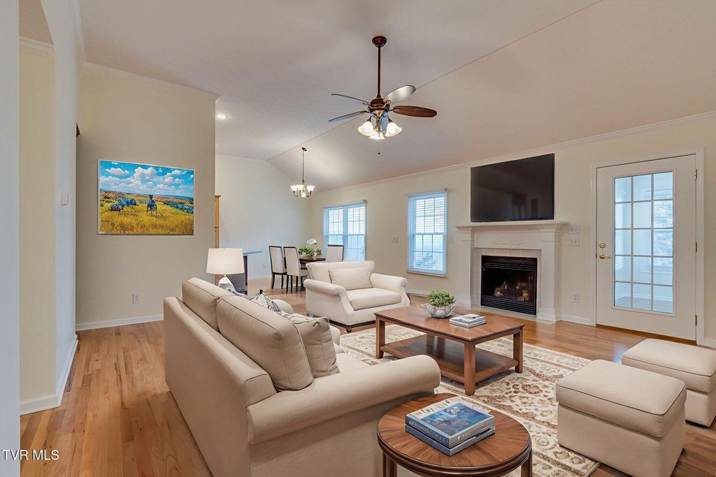 Photo of 4150 Cooks Point, Kingsport, TN 37664 (MLS # 9989011)