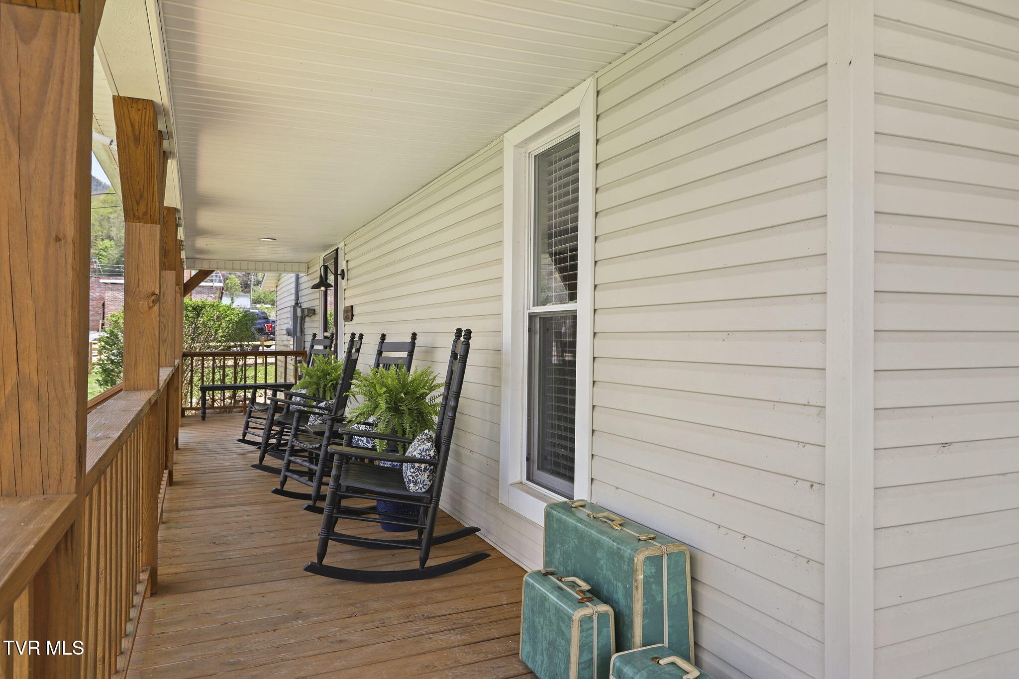 100 Railroad Avenue, Damascus, Virginia image 15
