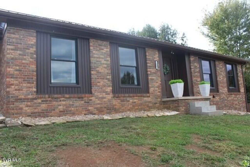 Photo of 508 Carolina Street, Church Hill, TN 37642 (MLS # 9987540)