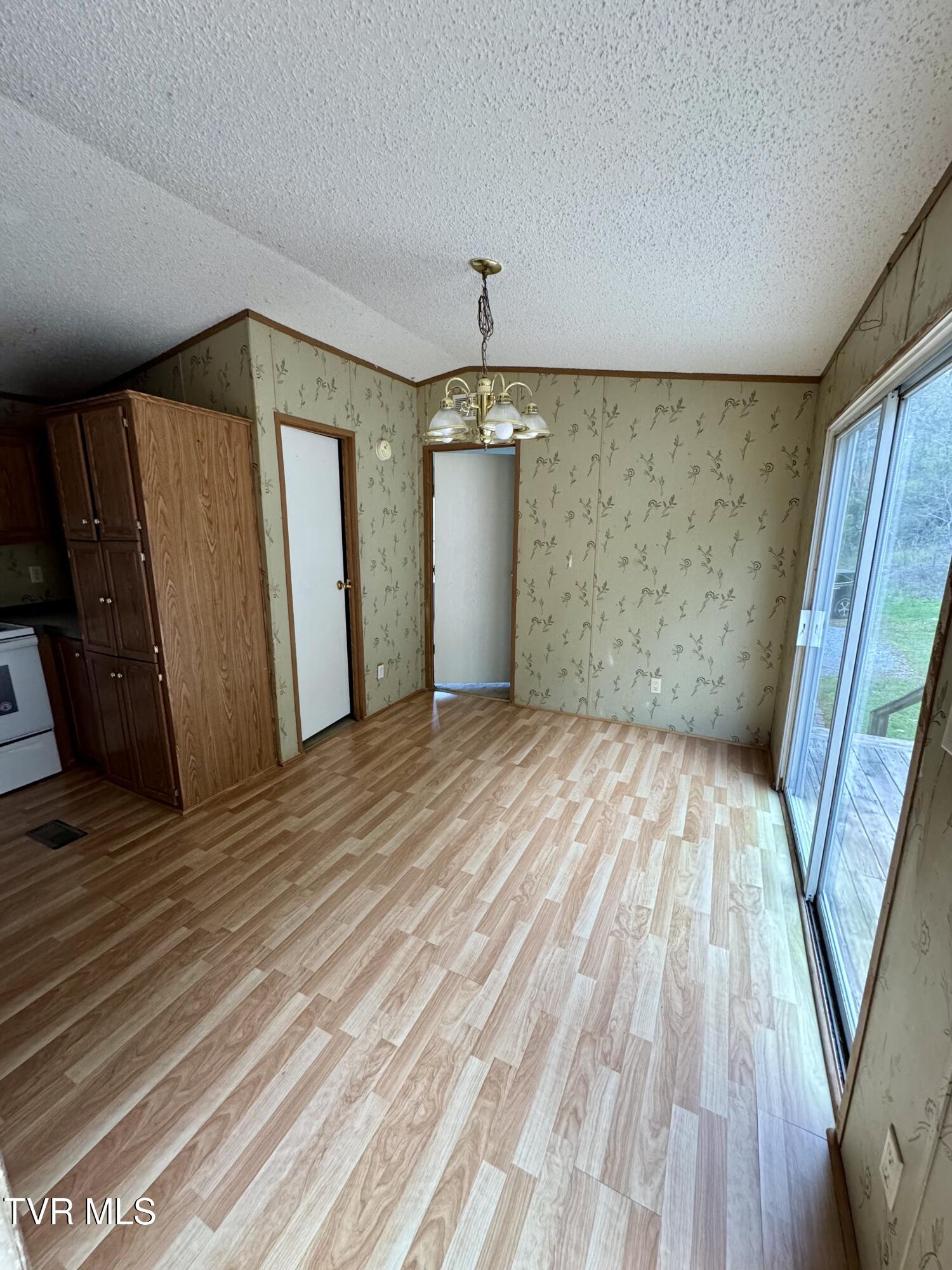 308 Chambers Drive, Elizabethton, Tennessee image 9