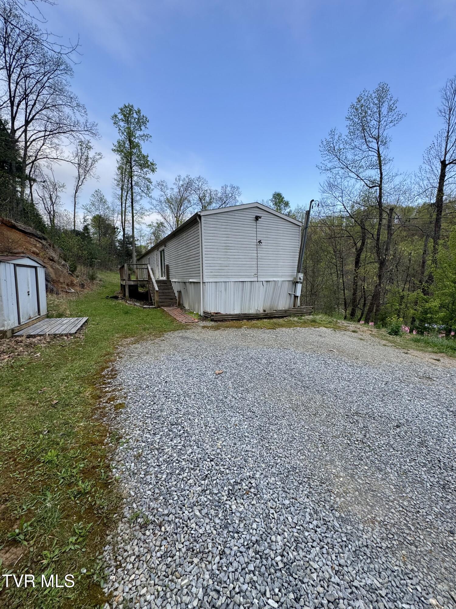 308 Chambers Drive, Elizabethton, Tennessee image 5