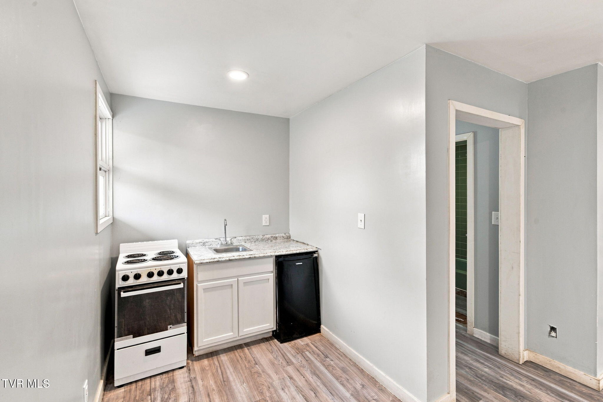 1778 Fort Henry Drive