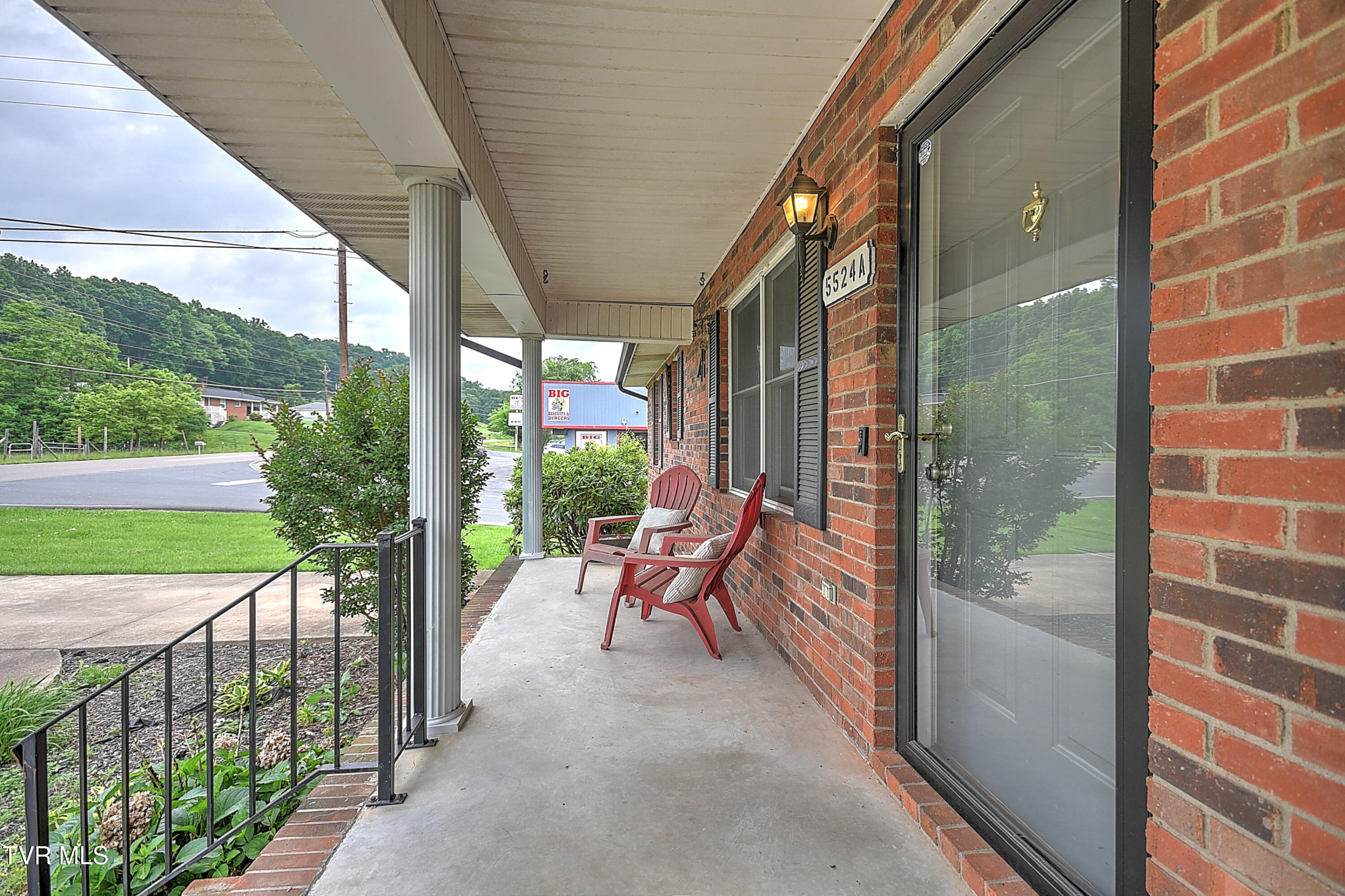 5524  A Carters Valley Road, Mount Carmel, Tennessee image 3