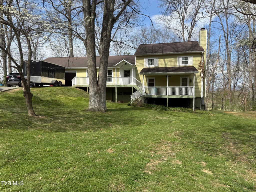 Photo of 5 Overlook Court, Johnson City, TN 37604 (MLS # 9993444)
