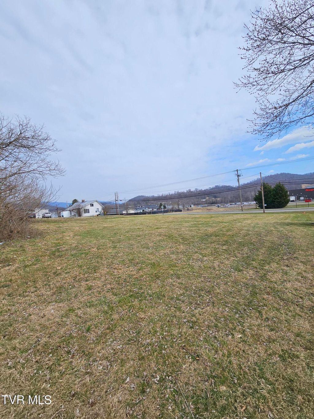 Photo of Tbd Stateline Rd, Elizabethton, TN 37643 (MLS # 9991757)