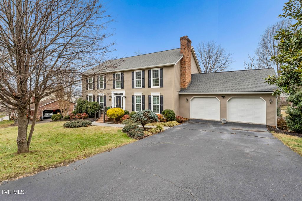 Photo of 2902 Greenline Road, Johnson City, TN 37604 (MLS # 9989087)