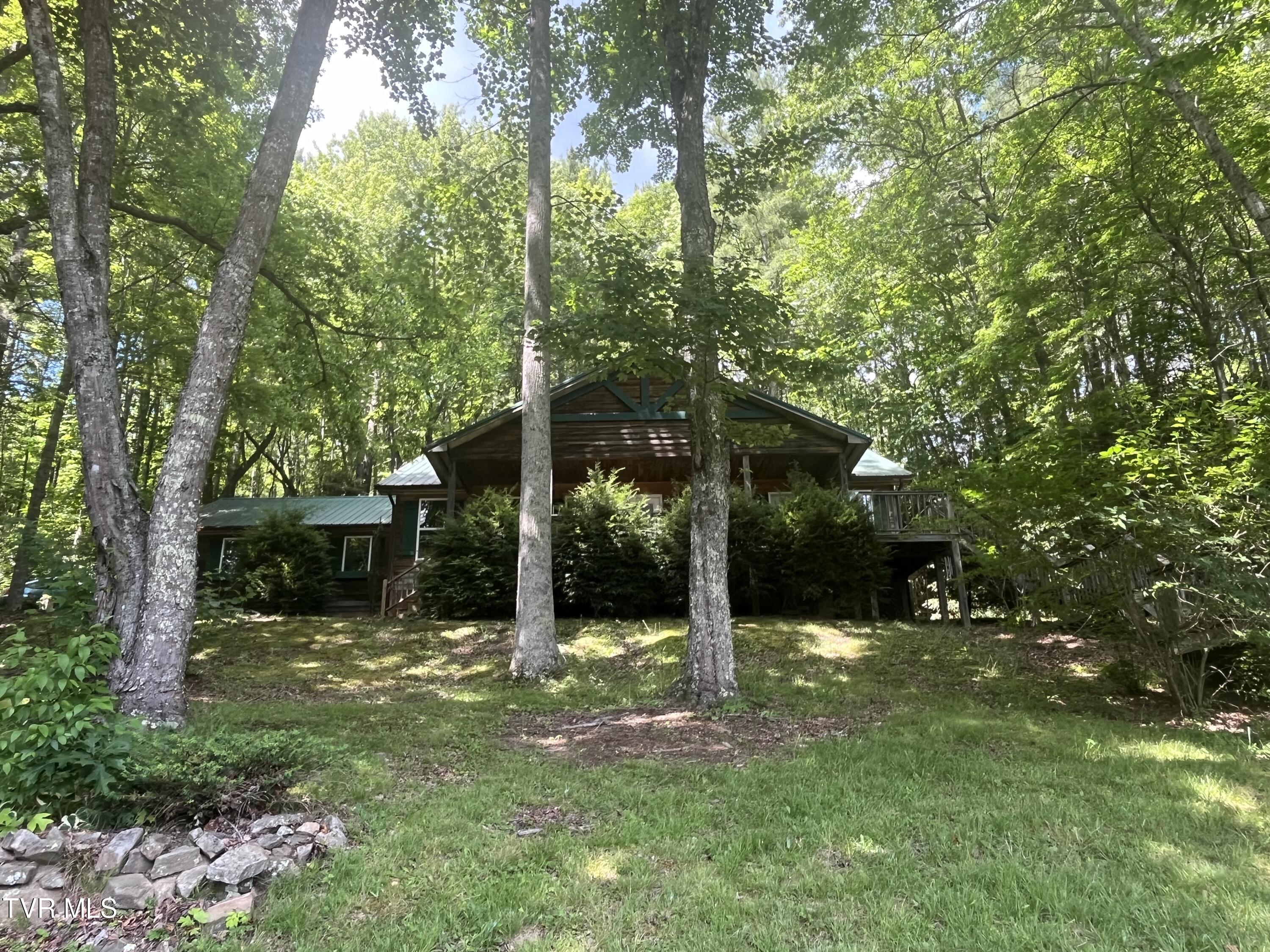 128 Overlook Lane, Mountain City, Tennessee image 1