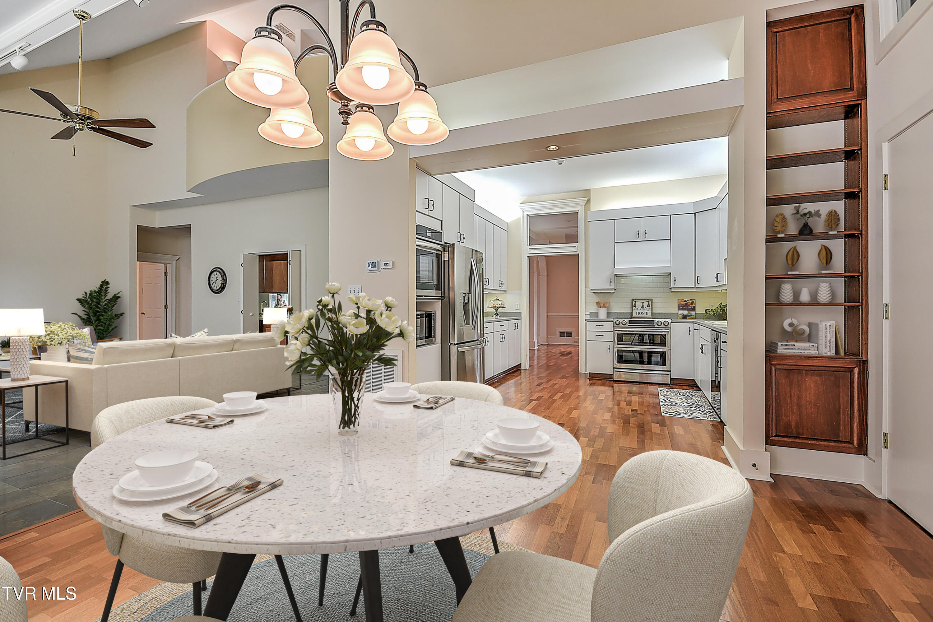 208 Park Ridge Court