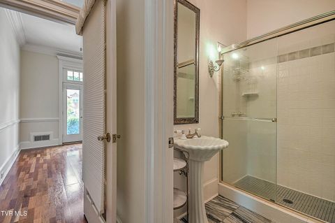 Tiny photo for 208 Park Ridge Court, Kingsport, TN 37664 (MLS # 9984509)