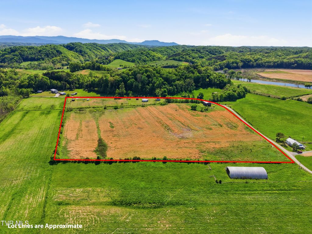 Photo of 525 Matthews Lane, Mosheim, TN 37818 (MLS # 9994289)