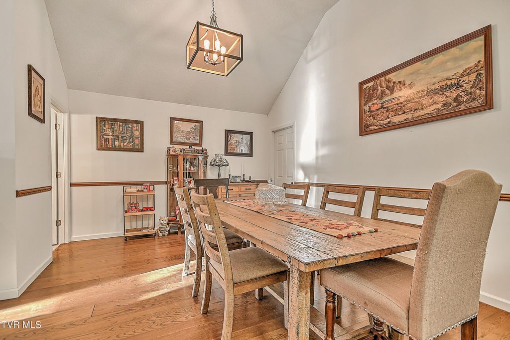 Photo of 42 Platinum Court #42, Johnson City, TN 37604 (MLS # 9989641)