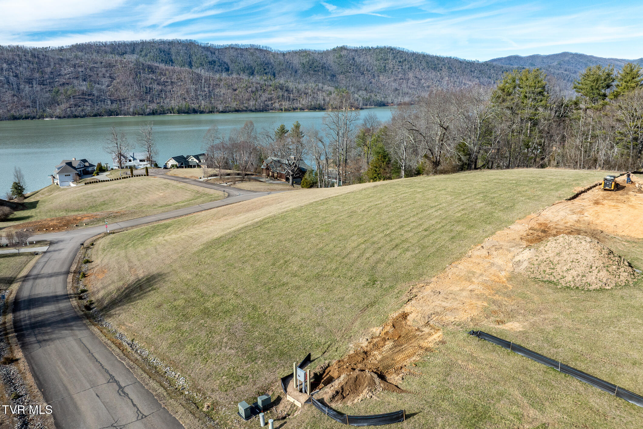 000 Deer Ridge Court, Butler, Tennessee image 6